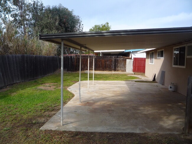 Building Photo - 13808 Frame Rd