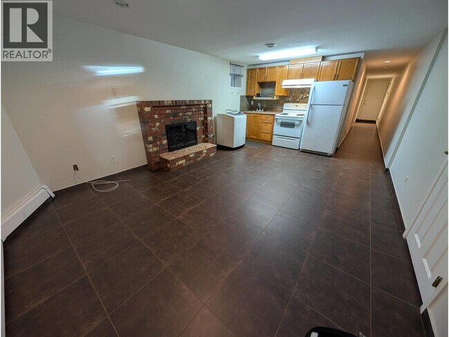 Photo du bâtiment - 1XXX E 27th Ave