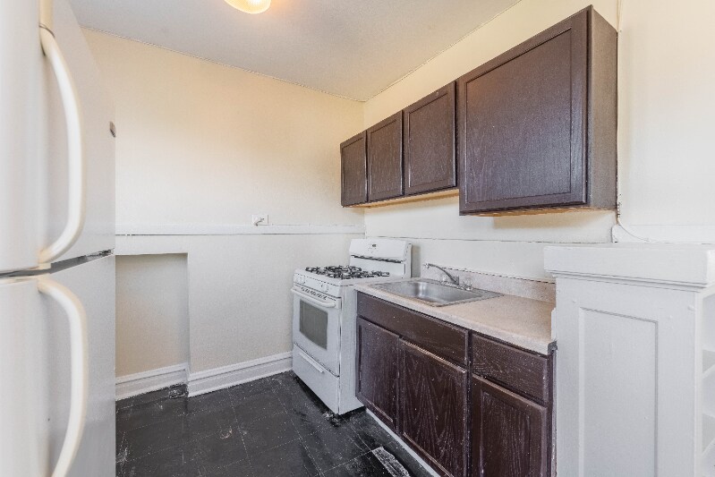 1206 S 57th Ave Unit 1S, Cicero, IL 60804 Room for Rent in Cicero, IL