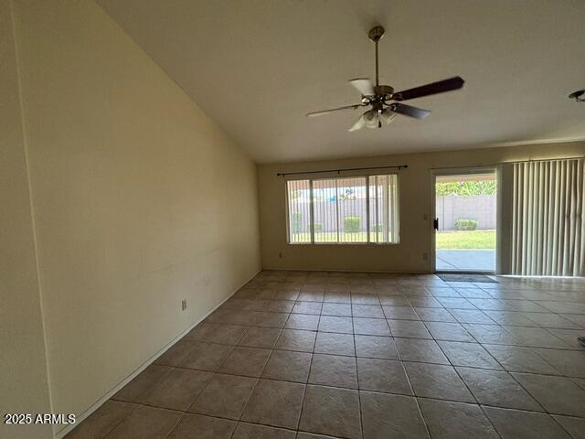 Foto del edificio - 6857 W Cherry Hills Dr