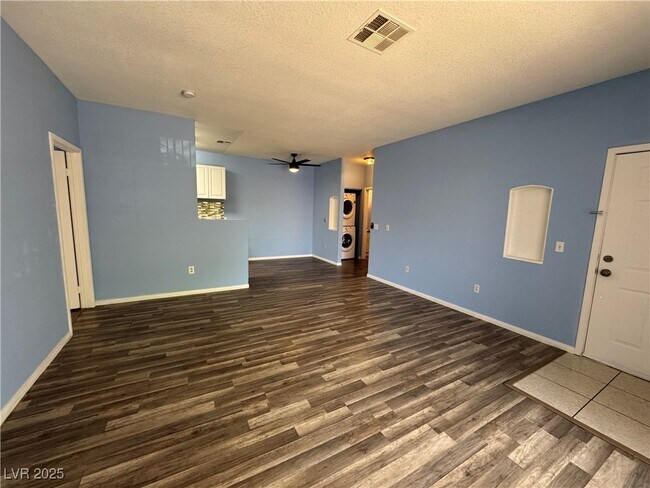 Foto del edificio - 4730 E Craig Rd