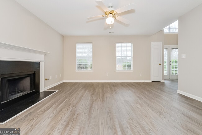 Building Photo - 602 Robin Ridge