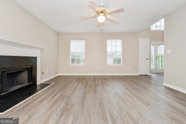 Foto del edificio - 602 Robin Ridge