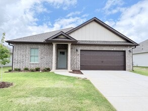 Building Photo - 202 Cobbdale Park Dr