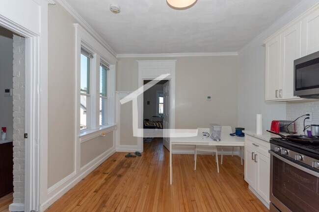 Foto del edificio - HOT ALLSTON 4 BED!!!!!!