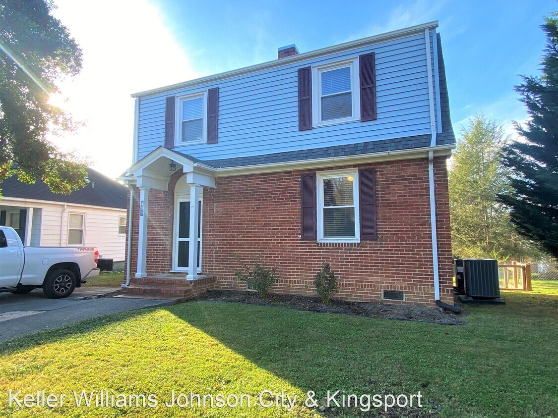 2 br, 1 bath House 409 Pine Hill Rd House Rental in Elizabethton