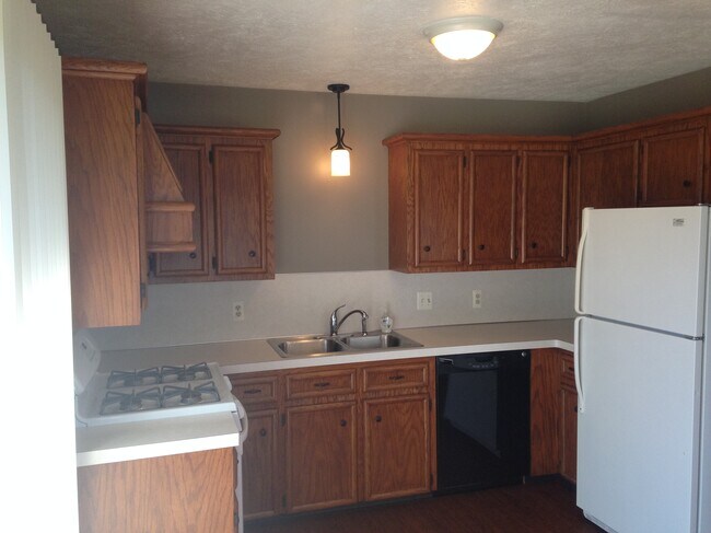 Foto del edificio - 4194 Ivanrest Ave SW