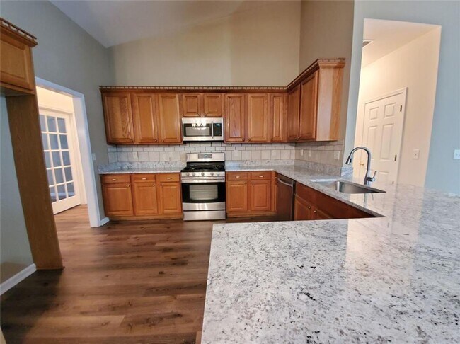 Building Photo - 3878 Hannahberry Pl