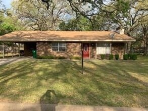 Building Photo - 3104 S Lipsey St