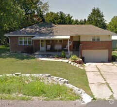 Building Photo - 203 Bantam Ridge Rd