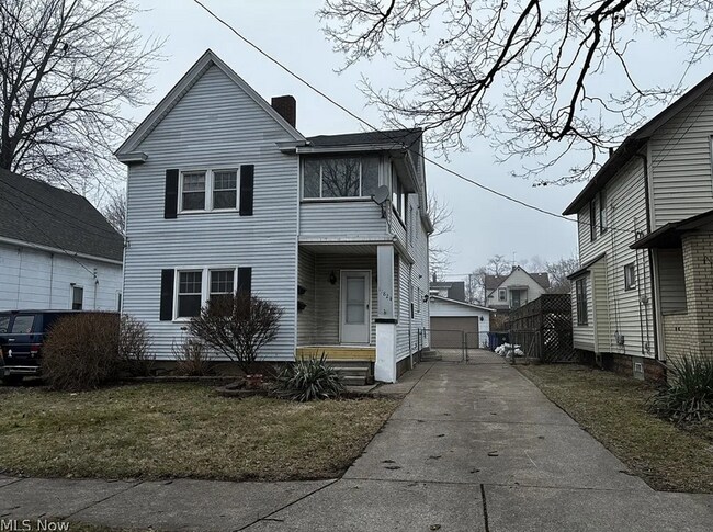Building Photo - 11824 Geraldine Ave
