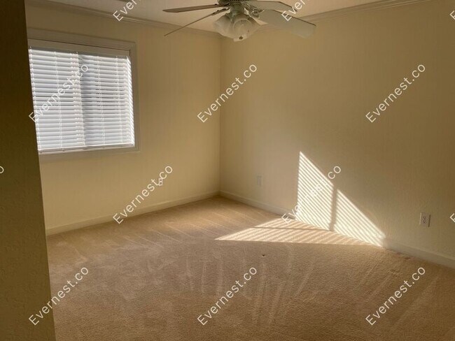 Foto del edificio - 1203-12C3 Jamestown Rd