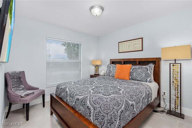 Foto del edificio - 1331 NE 15th Ln