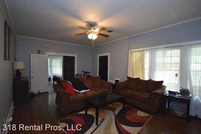 Building Photo - 2 br, 1 bath House - 212 W Colorado