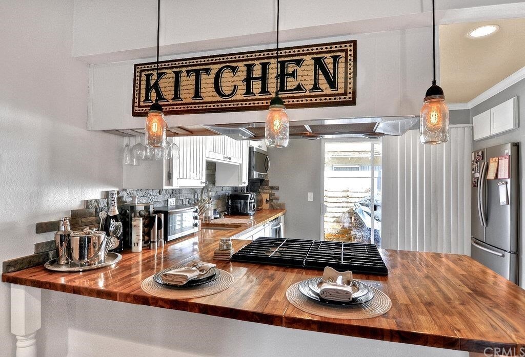 8013 Worthy Dr, Westminster, CA 92683 Condo for Rent in Westminster