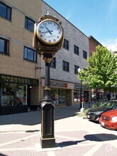 Building Photo - 105 E Van Buren St