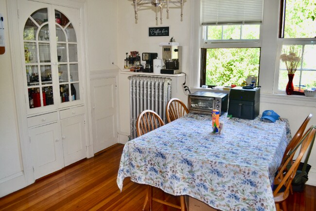 Foto del edificio - 291-293 Mt Auburn St