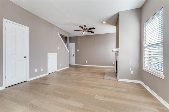 Foto del edificio - 8750 Park Ln