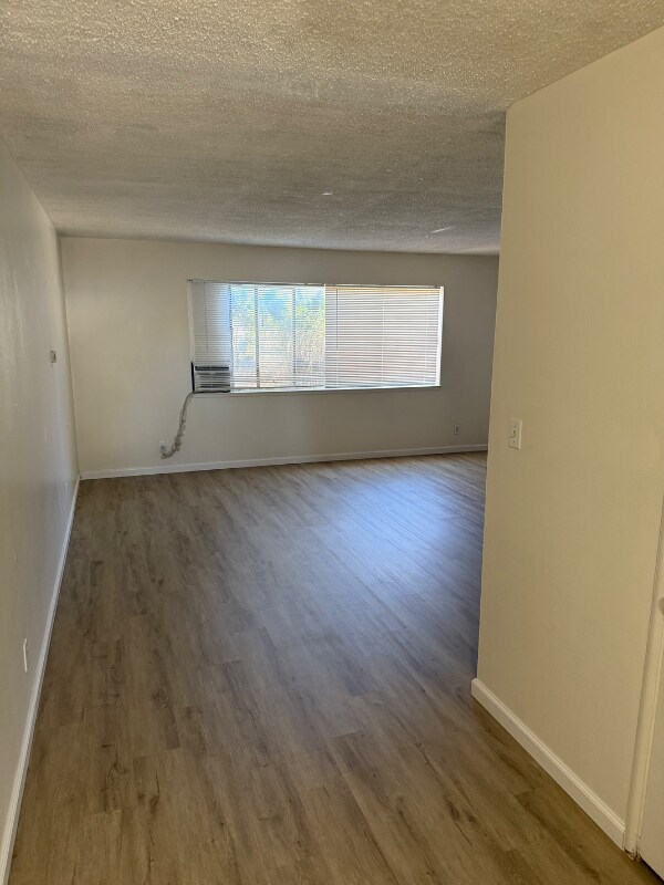 Foto del edificio - 6116 N El Dorado St
