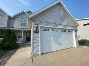 Building Photo - 4729 Clock Tower Ln