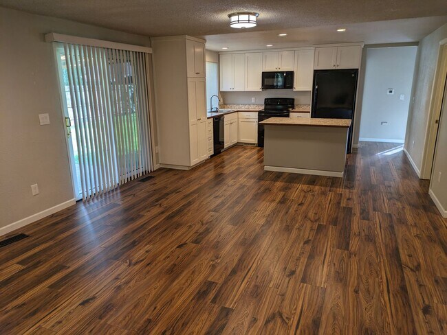 Foto del edificio - 6009 16th Ave SE