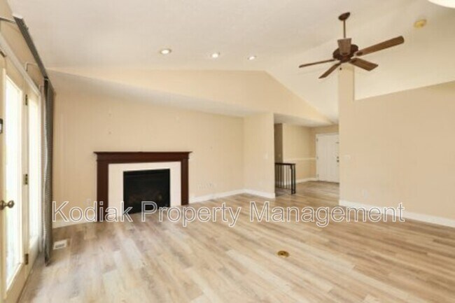 Foto del edificio - 3138 Aubrey Dee Cir