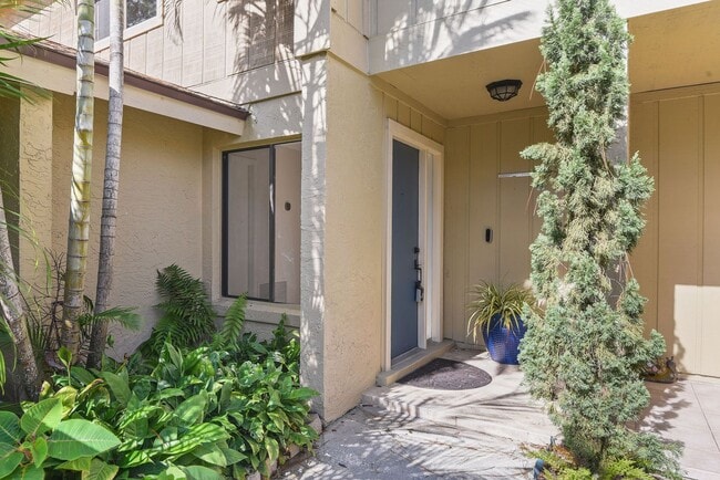 Photo - Charming Townhouse for Lease