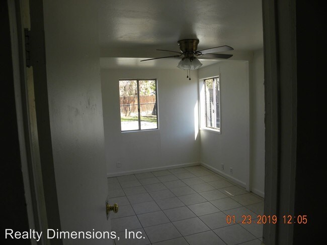 Building Photo - 3 br, 1 bath House - 2116 Kentucky  St