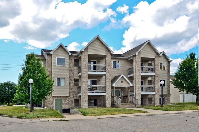 Ottowa Creek Apartments - Ottawa Creek Apartments