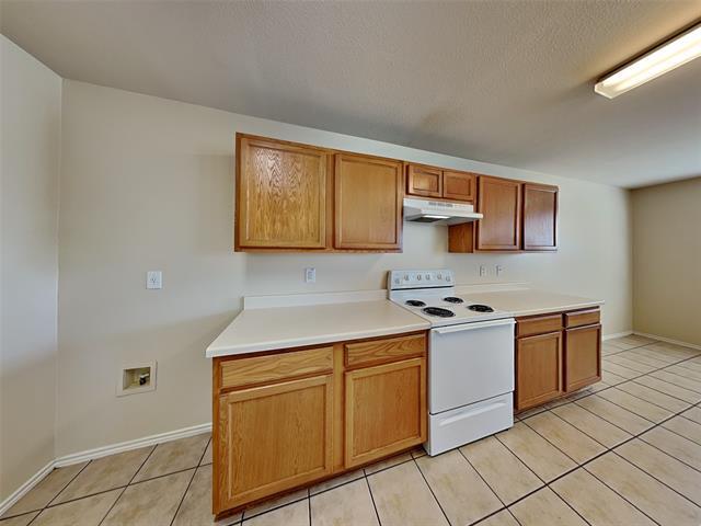Building Photo - 4121 German Pointer Way