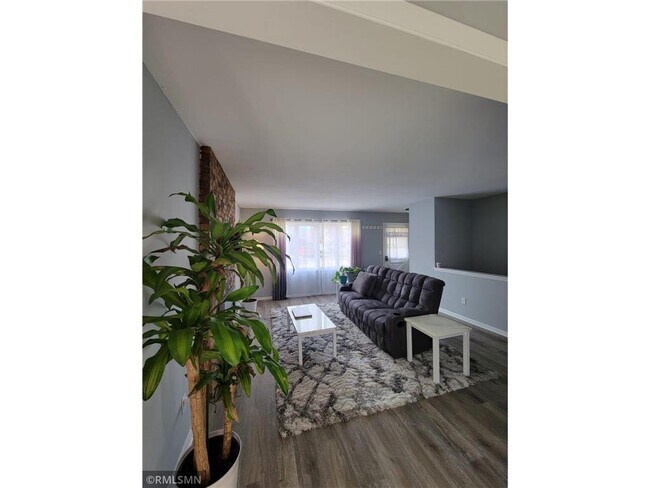 Foto del edificio - 711 6th Ave S