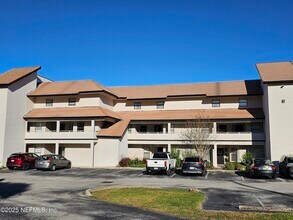 Building Photo - 1307 River Hills Cir E