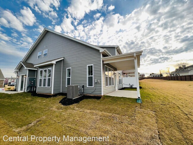 Foto del edificio - 3 br, 2.5 bath House - 403 Albemarle Lane