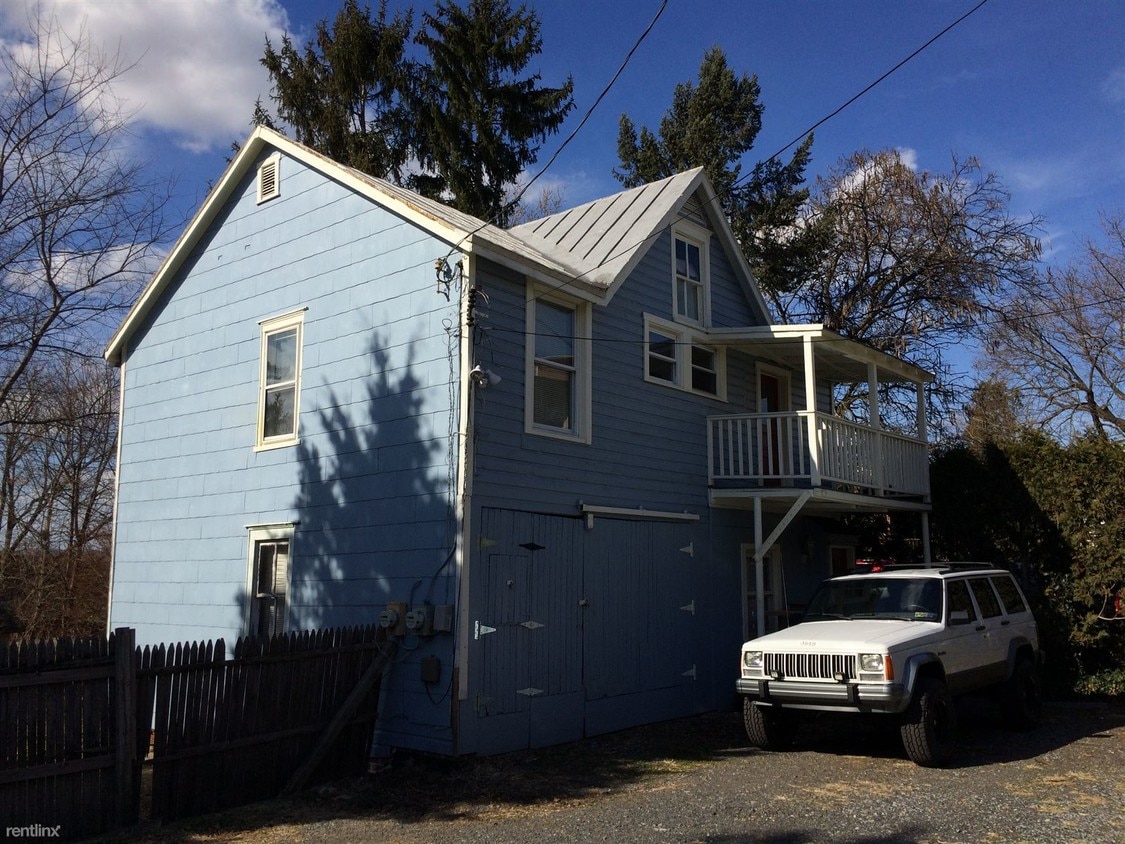 Primary Photo - 151 Chestnut St
