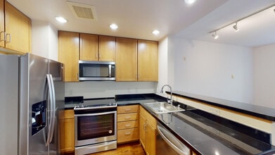 Interior Photo - Edgewater