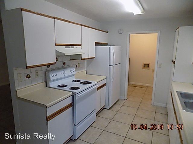 Building Photo - 3 br, 2 bath House - 8516 N Dixon Ave
