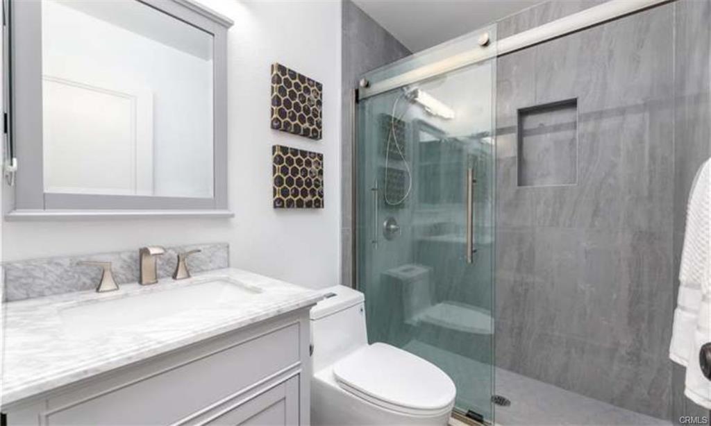 Building Photo - 4 Juniper