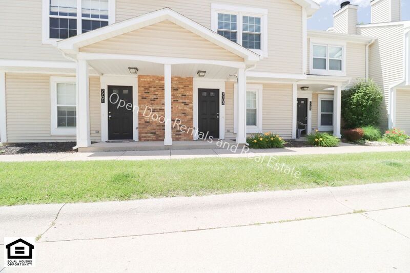 Foto principal - 7701 E state Blvd