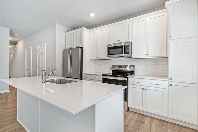 Building Photo - 1301 Timber Hollow Ct