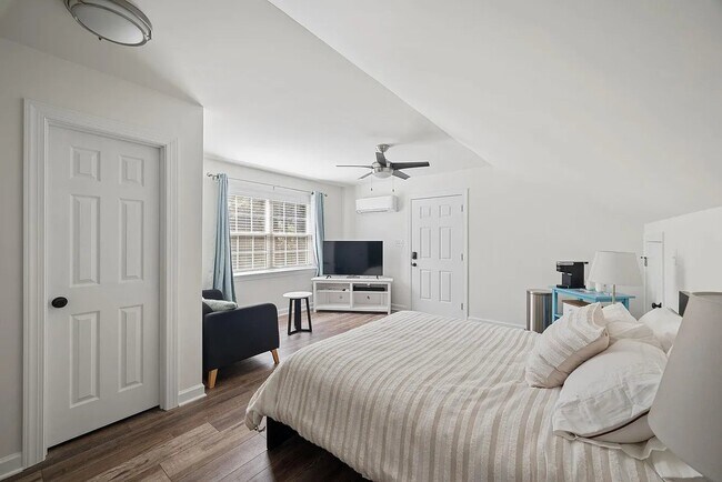 Foto del edificio - 4376 Lynnville Crescent