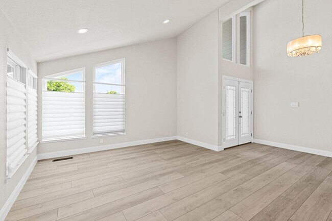 Foto del edificio - 17267 James Lex Ln