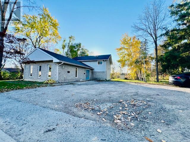 Photo principale - 202 Cox Mill Rd