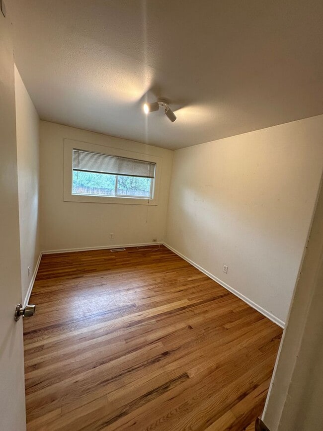 Building Photo - Pre Lease!! Great House