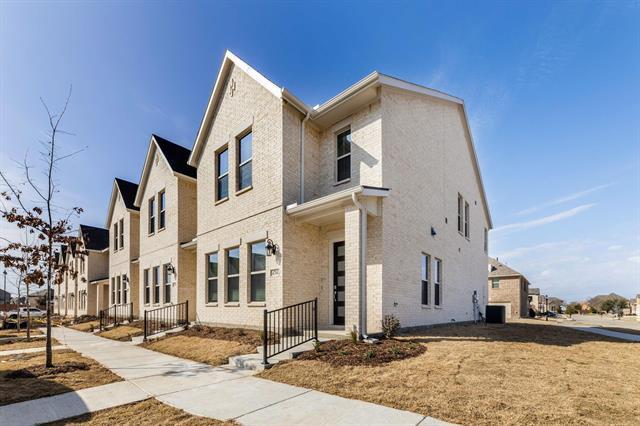 Building Photo - 4704 Corriente Vista Ln