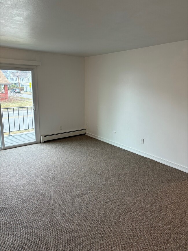 Building Photo - 121 W William St