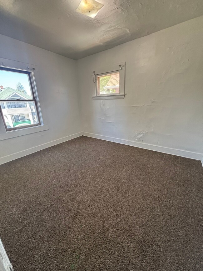 Foto del edificio - 497 E 127th St