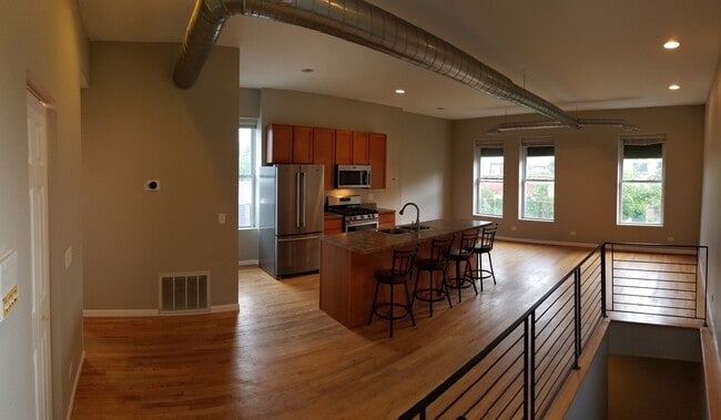 Building Photo - 751 N Elizabeth St