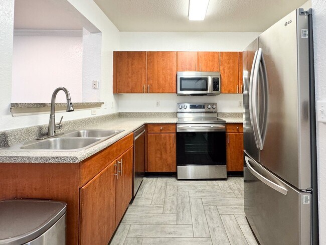 Foto del edificio - Corner Unit 2 bedroom 2 bathroom at The Grande Downtown