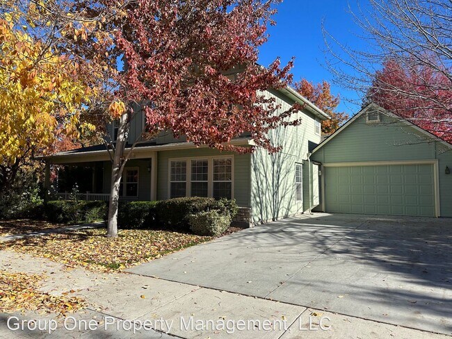 Foto del edificio - 4 br, 3 bath House - 5350 N Beethoven Ave