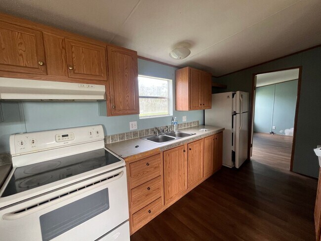 Foto del edificio - 2 Bedroom, 2 bath Manufactured Home in Suwannee County